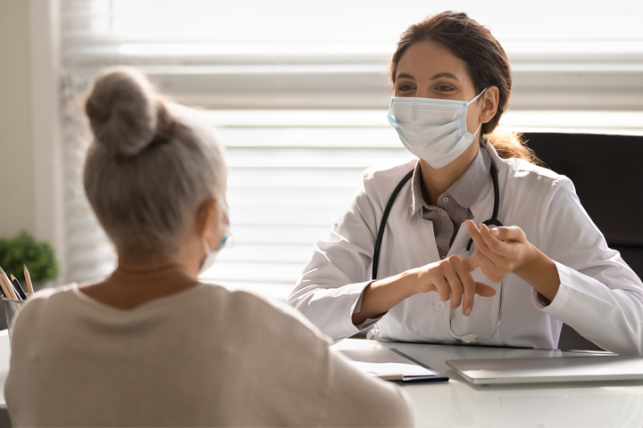 Le 3 domande che il medico si pone in caso di sospetta polmonite nell’anziano Le 3 domande che il medico si pone in caso di sospetta polmonite nell’anziano